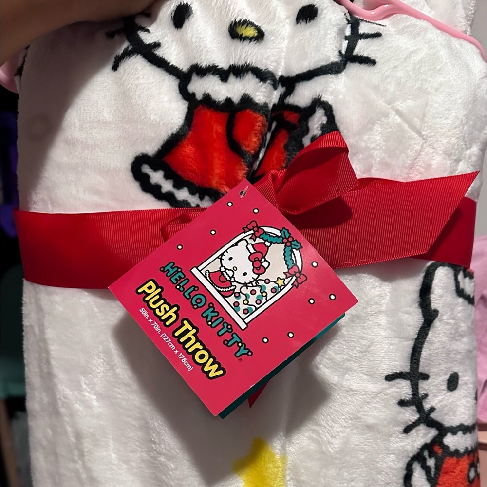Hello Kitty Christmas Blanket